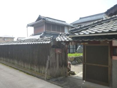 Spacious 9DK Traditional Home in Hino-cho with Large Land Plot — House, Hino, Shiga
