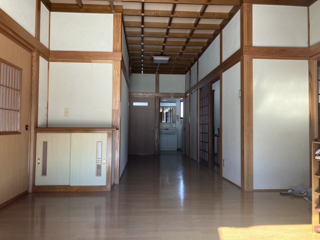 Spacious 6DK House with Garden & Shed in Ono City, Fukui - Thumbnail 3