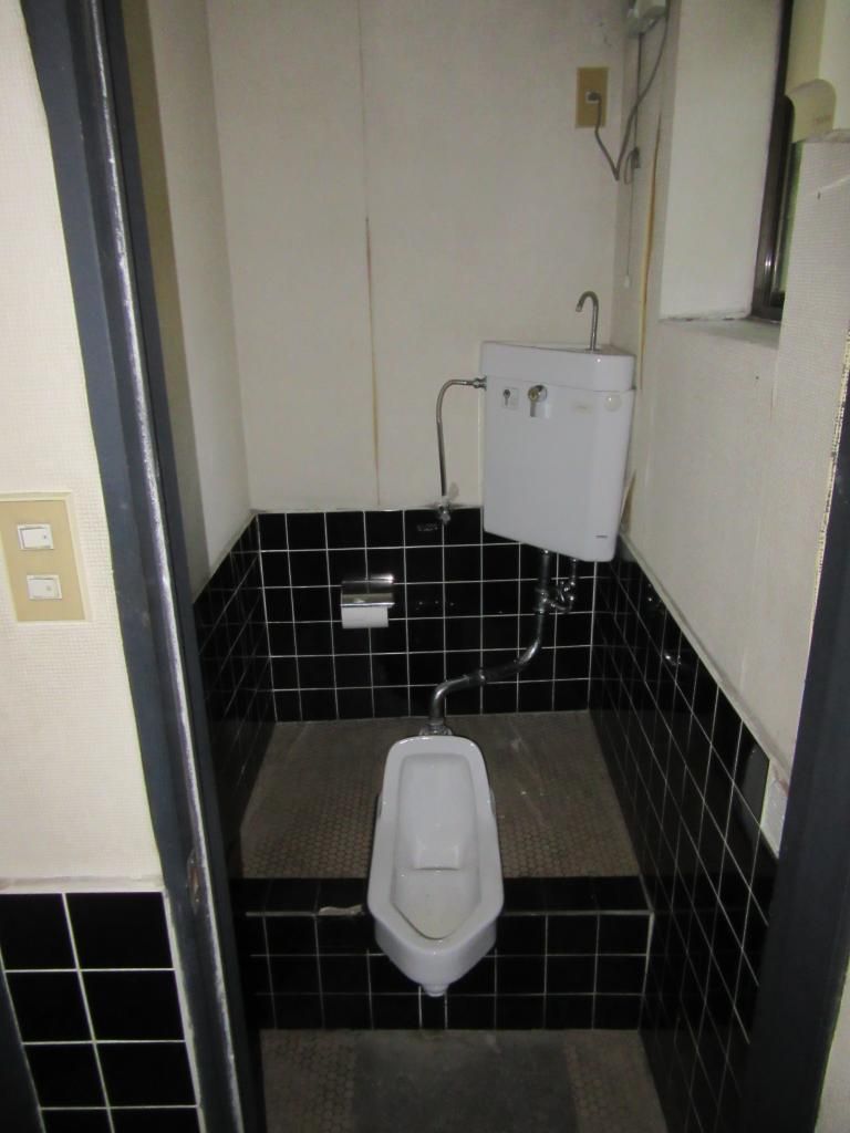 Two-Story Commercial Building for Rent in Kitakata City, Fukushima - Thumbnail 2