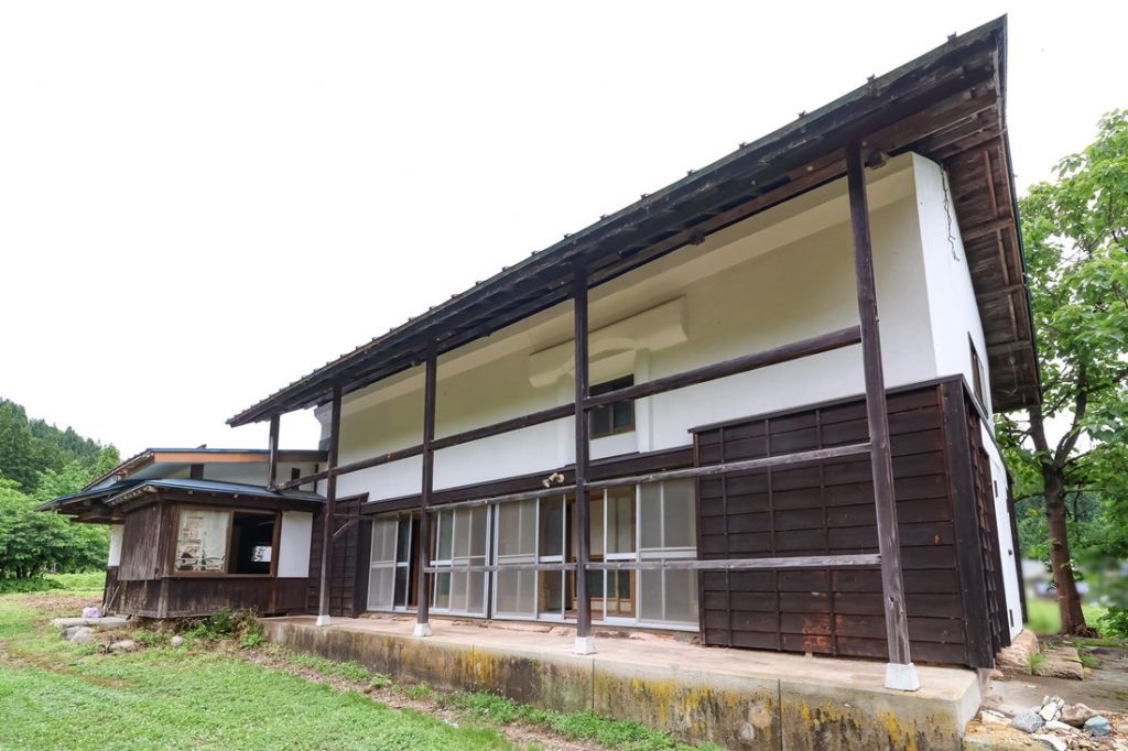 3SLDK House for Sale in Oe Town, Yamagata with Mountain Views