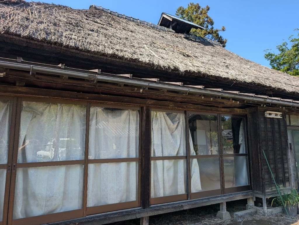 Thatched-Roof 4DK House on 1976 sqm Land in Ishioda - Thumbnail 2