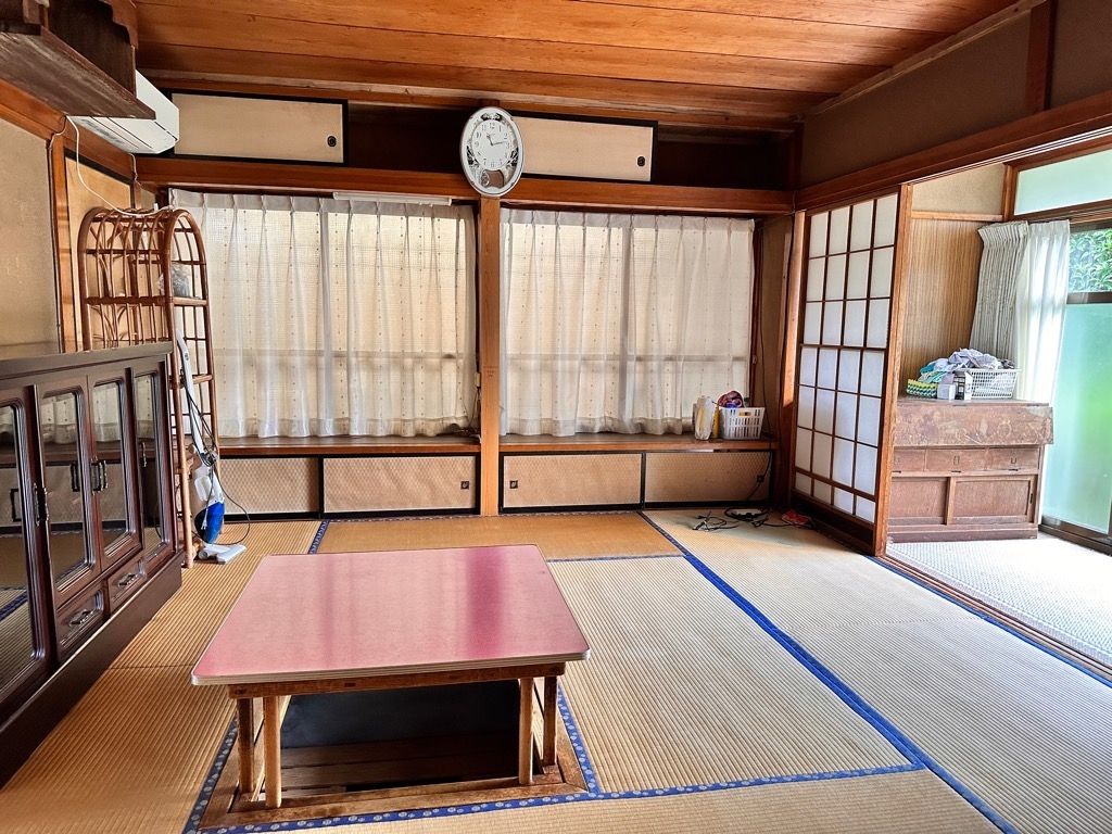 Traditional 10DK Japanese Wooden House with Courtyard in Moka - Thumbnail 3