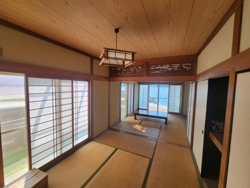 5LDK Ocean-View House in Seiyo, Ehime - Akiya Bank Property - Thumbnail 3