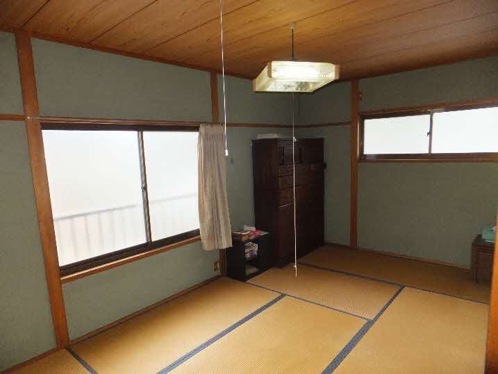 5DK Detached House with Garden in Ishii, Tokushima for Sale - Thumbnail 3