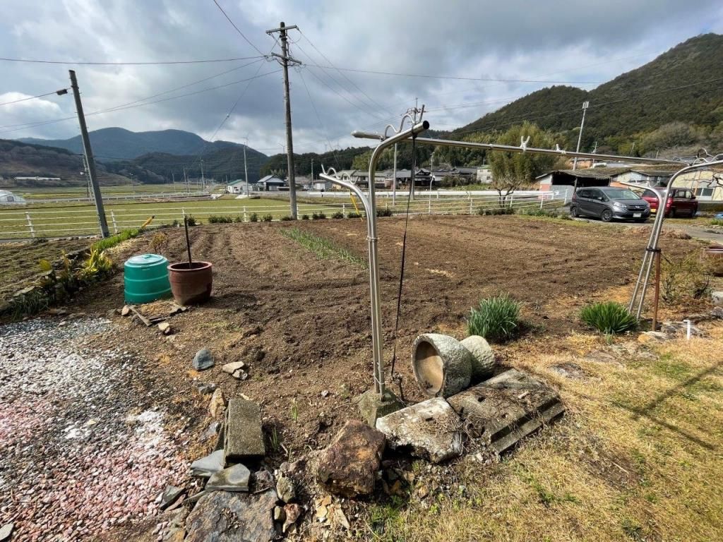 110-Year Kominka with Farmland for Sale in Seiyo, Ehime - Thumbnail 3