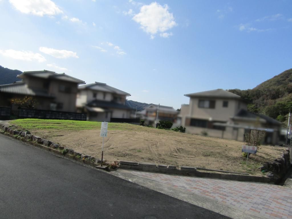 Vacant Land for Sale in Kamigori, Hyogo - 331.04 sqm Hilltop Plot - Thumbnail 2