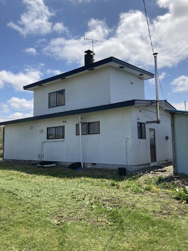 4LDK house for sale in rural Hokkaido - Thumbnail 2
