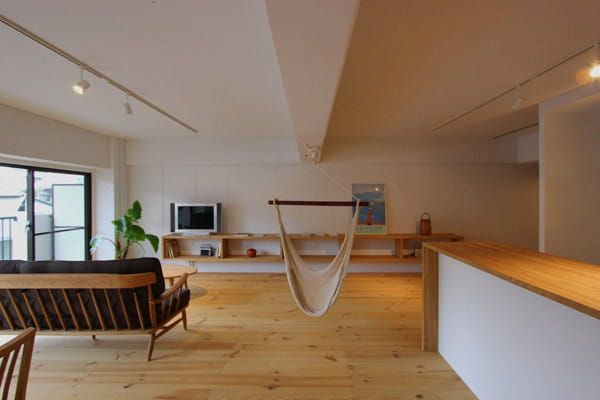 Swedish-Style House with Deck & Views in Sayama, Saitama - Thumbnail 2