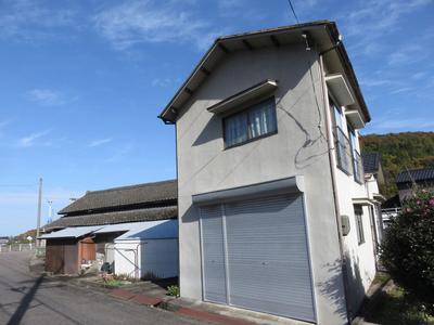Spacious Property Near the Sea — Image 1, Bungotakada, Oita
