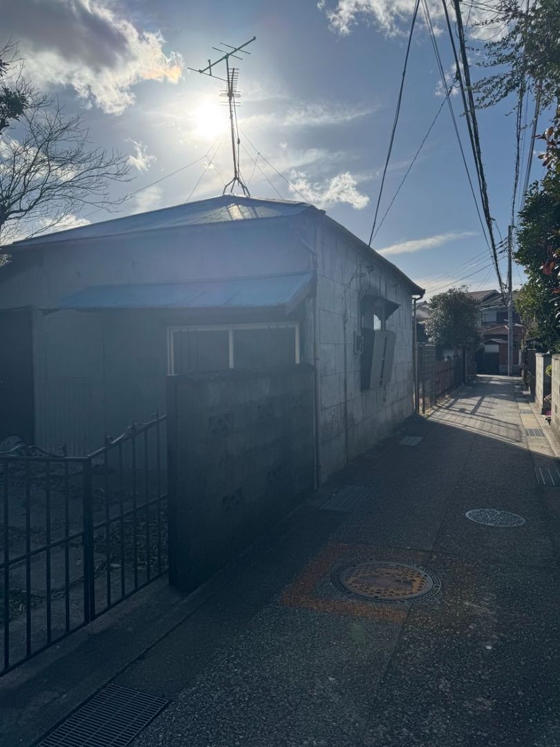Retro Single-Story House with Detached Unit for Sale in Yokosuka - Thumbnail 4