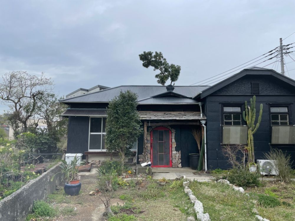 Retro Single-Story House with Detached Unit for Sale in Yokosuka - Thumbnail 2