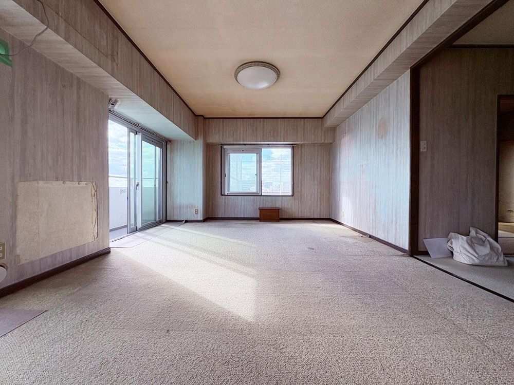 Akashi Apartment with Roof Garden & Awaji Island Views - Thumbnail 4