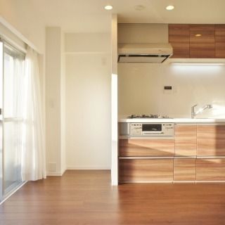 Renovated 3LDK Apartment for Sale in Shimamoto, Osaka - Thumbnail 3