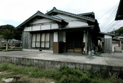 Natural 2-storey Property Near Hot Springs — Image 2, Bungotakada, Oita