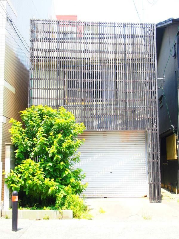 Retro Renovated House with Showa-Era Charm in Fukuoka - Thumbnail 2