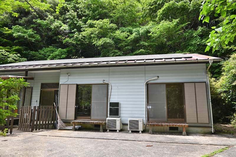 Secluded 3DK House for Sale on 926 Tsubo in Isumi, Chiba - Thumbnail 3