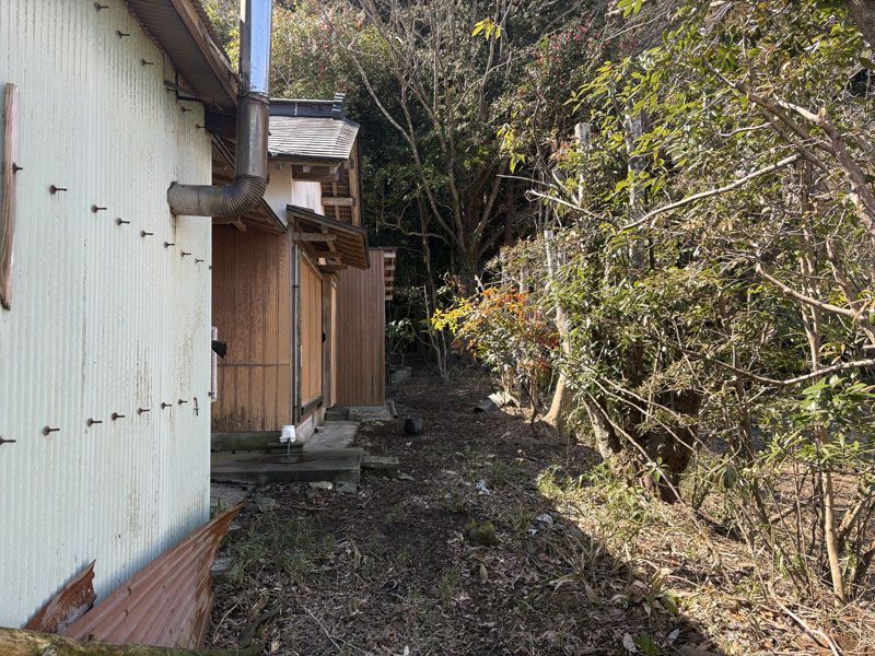 4DK Japanese-Style House with Barn on 967 Tsubo in Isumi City - Thumbnail 3