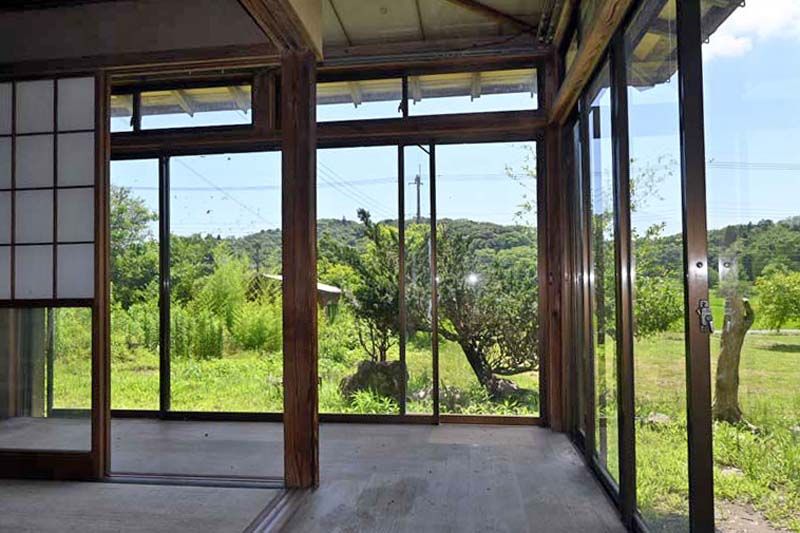 Large Land with Old Houses for Sale in Chonan-machi, Chiba - 6792 sqm - Thumbnail 4