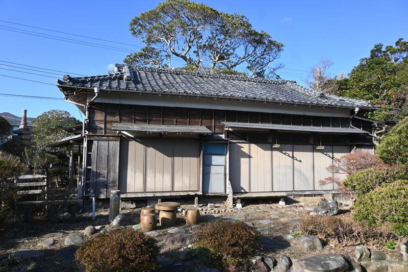 Land with Old House for Sale in Isumi City, Chiba – 821 sqm - Thumbnail 2