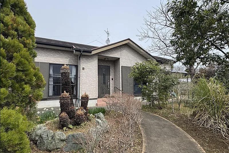2LDK House for Sale in Nagara Town, Chiba – 72 sqm on 501 sqm Land - Thumbnail 3