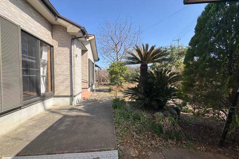 2LDK House for Sale in Nagara Town, Chiba – 72 sqm on 501 sqm Land - Thumbnail 4