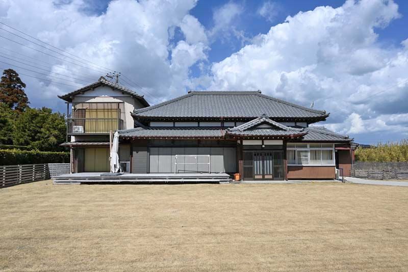 Renovated 5DK Japanese House on 496 Tsubo Lot in Ichinomiya, Chiba - Thumbnail 4