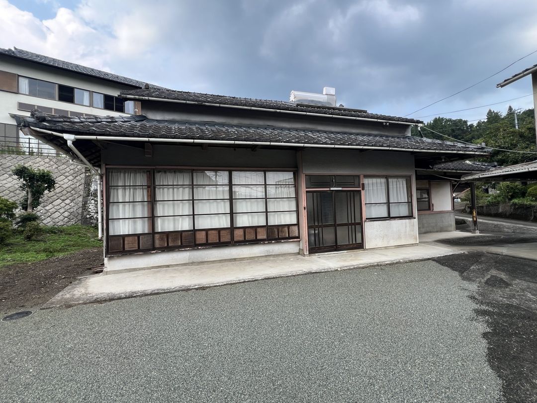 Single-Story Home with Garden in Bungo-Ono City - Main Image