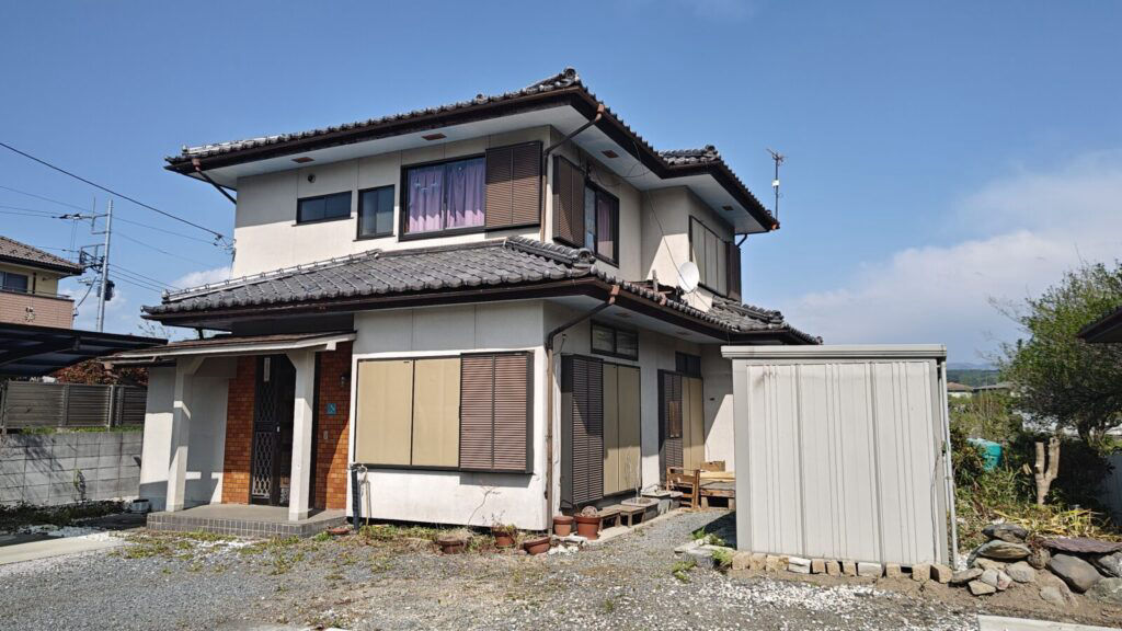 Spacious 1981 house on 394m² plot in Ogano Town - Thumbnail 2