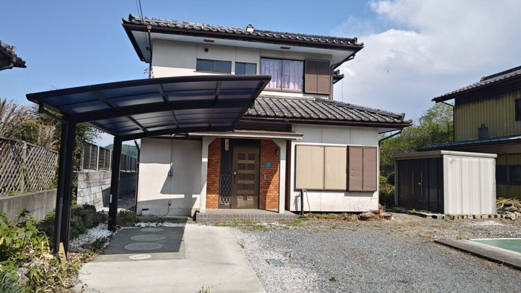 Spacious 1981 house on 394m² plot in Ogano Town - Thumbnail 4