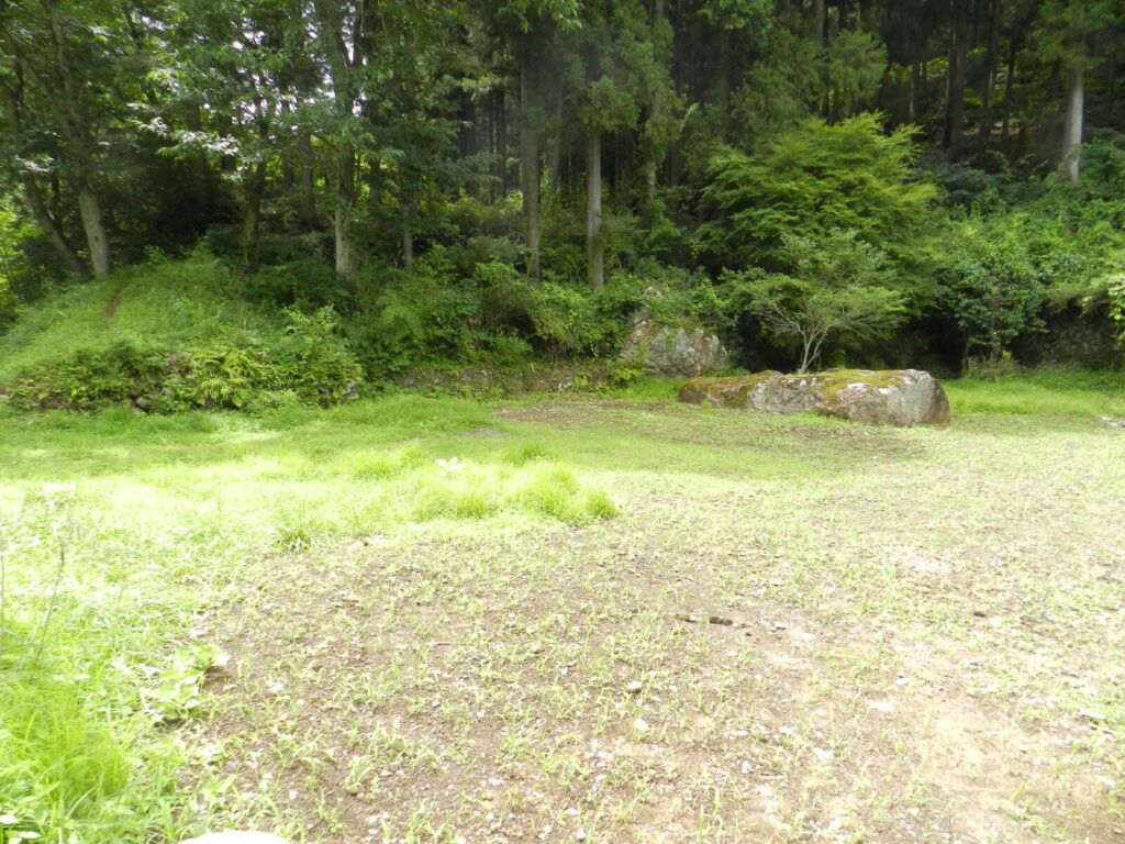 Land for Sale in Yokozawa, Chichibu - Serene Natural Setting - Image 4
