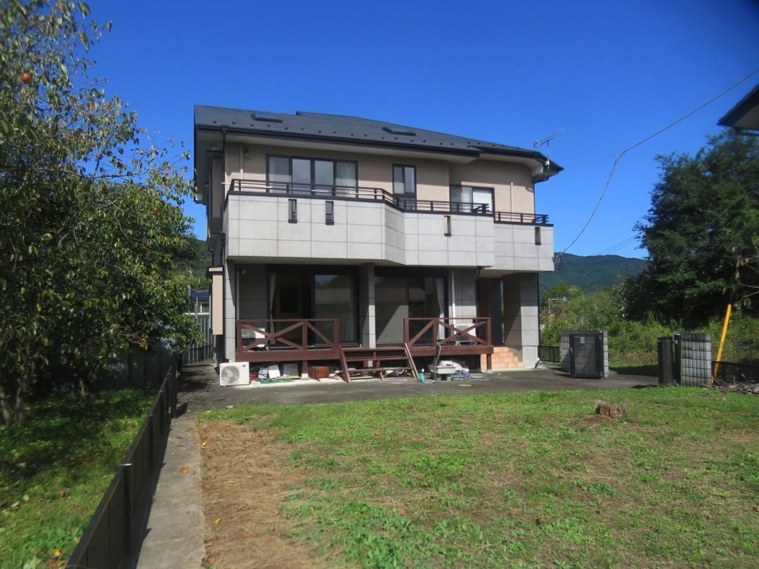 Spacious 2000-Built House in Scenic Nagatoro, Saitama - Thumbnail 3