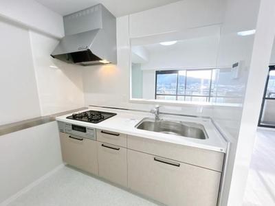 2SLDK Renovated Apartment in Fukuyama, Hiroshima — Kitchen, Fukuyama, Hiroshima