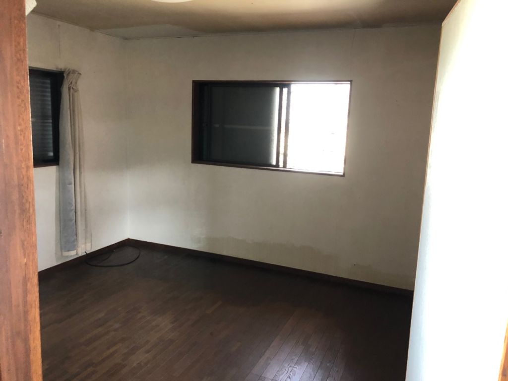 NO26 Comfortable Home for Sale in Chihayaakasaka Village, Osaka - Thumbnail 4