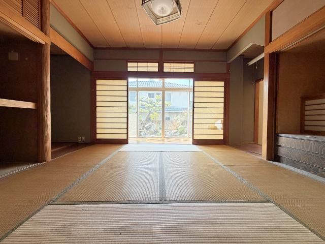 4LDK Detached House for Sale in Onomichi City, Hiroshima - Thumbnail 3