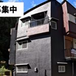 Traditional Farmhouse for Sale in Chihayaakasaka Village with Mountain Views - Image 1