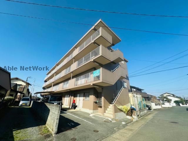 2LDK Apartment for Rent in Kita Ward, Kumamoto City - Thumbnail 4