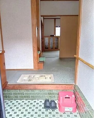 3DK House for Sale in Wakayama City, Wakayama - 71.29 sqm - Thumbnail 2