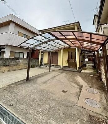 4LDK Used Detached House in Arimoto, Wakayama City - Thumbnail 2