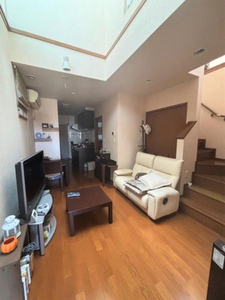3LDK Detached House with Walk-in Closet in Hirakata City, Osaka - Thumbnail 3