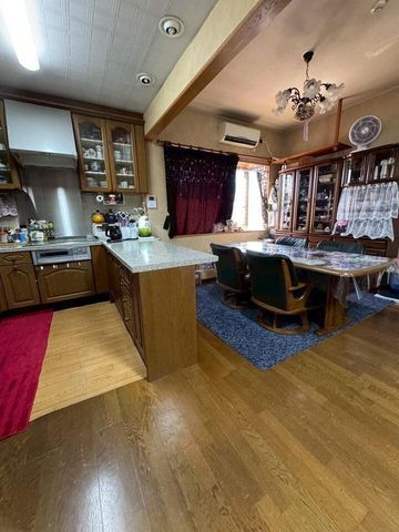 6SLDK House for Sale in Wakayama City - 304 sqm - Thumbnail 2