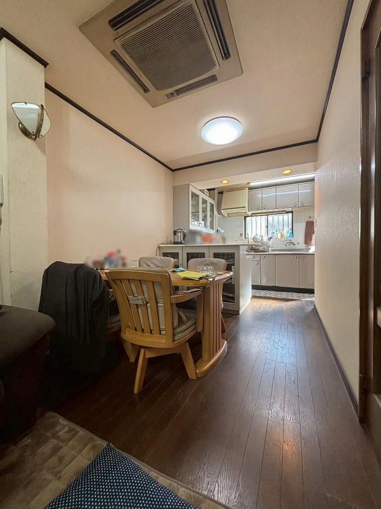 3-Story Steel House for Sale in Osaka Nishinari - 3LDK, 99 sqm - Thumbnail 4