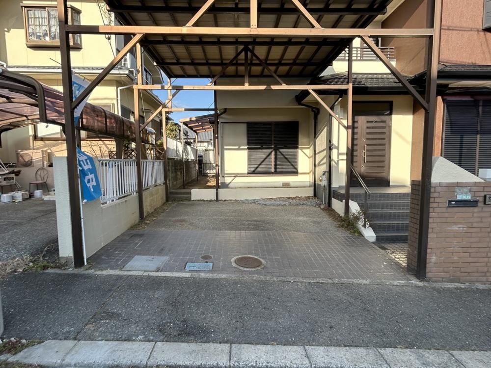 Renovated 5LDK House for Sale in Kawachinagano, Osaka - Thumbnail 2
