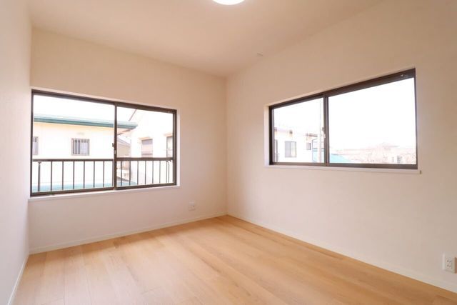 4LDK Detached House in Komaki-cho, Yokkaichi City - Thumbnail 3