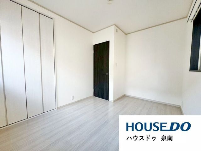 4SLDK Modern House for Sale in Izumisano, Osaka | 2017 Build - Thumbnail 3