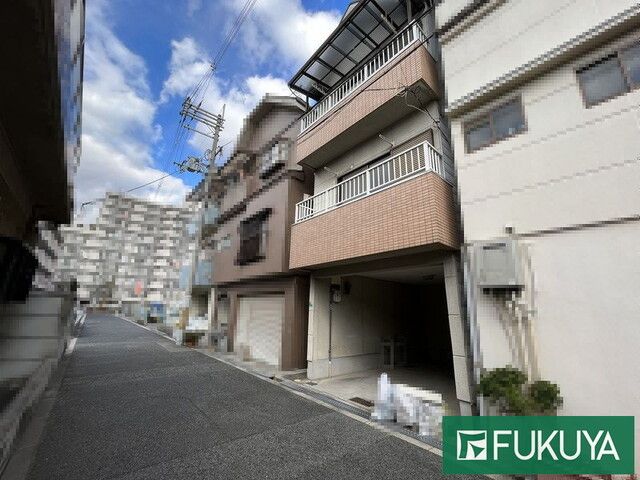 4LDK House for Sale in Nagayoshi, Osaka | 97.20㎡, 3 Floors - Thumbnail 2