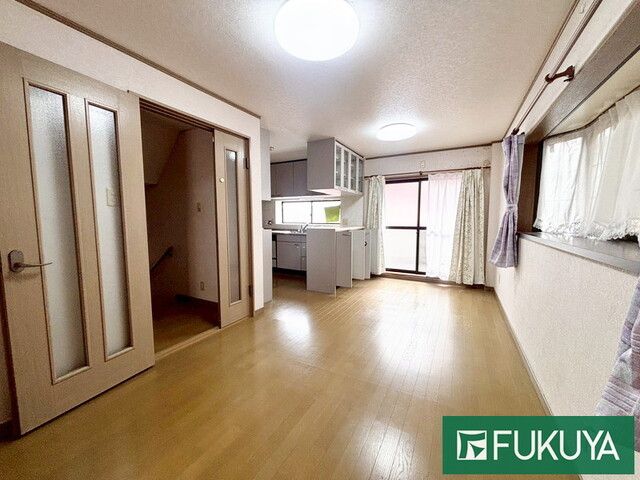 5LDK Steel Frame House for Sale in Yao, Osaka - Thumbnail 4