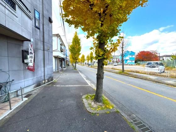 4LDK Detached House for Sale in Katano City, Osaka - Thumbnail 2