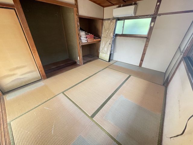 4DK Traditional House for Sale in Himeji, Hyogo - 92.16 sqm - Thumbnail 3