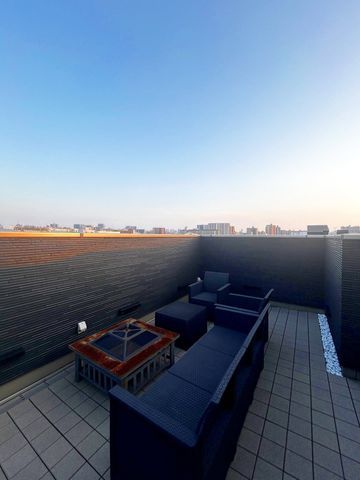 Modern 2SLDK House for Sale in Yodogawa-ku, Osaka - Thumbnail 2