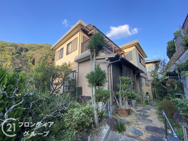 5LDK Detached House for Sale in Kobe's Suma Ward - Thumbnail 2